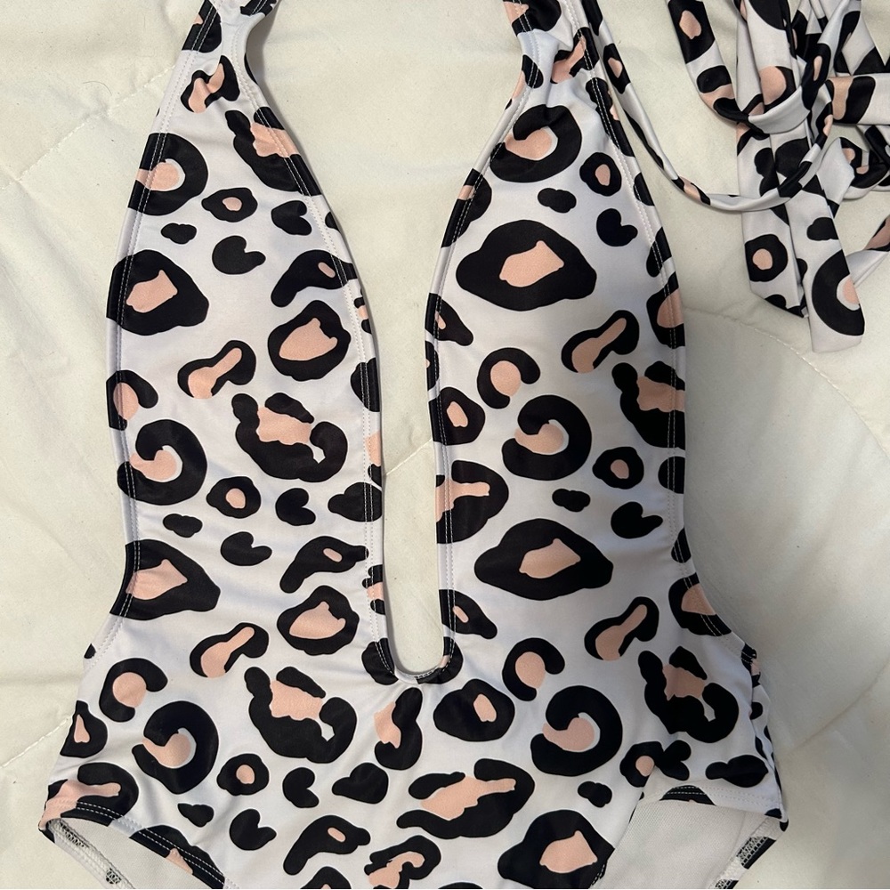 White Leopard Print One Piece Swimsuit